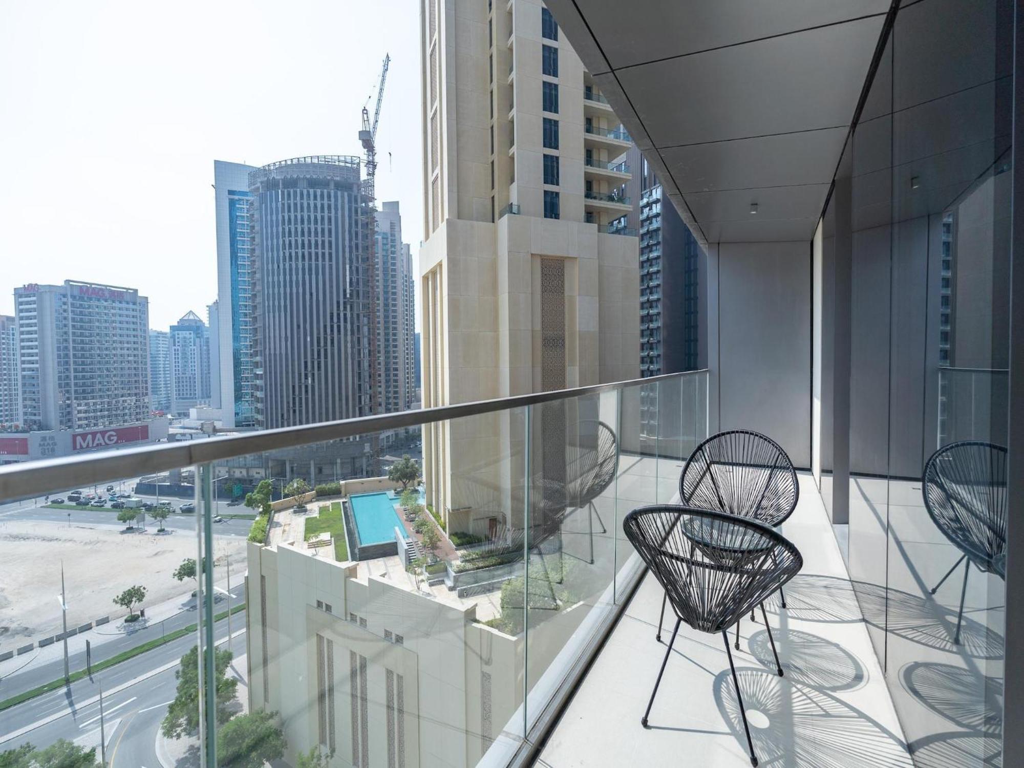 Luxurious Stylish Apartments Across Dubai Mall Burj Khalifa City Views מראה חיצוני תמונה